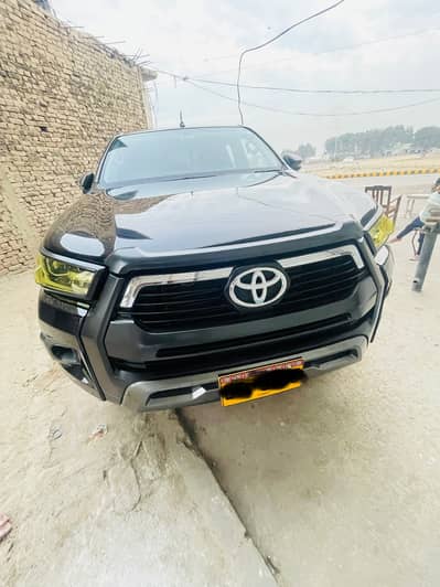 Toyota Rocco 1 Door Paint Baqi orginal total