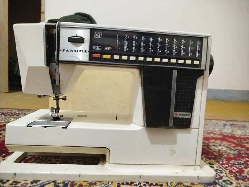 Janome 5002 Computerized Machine + Adapter 0