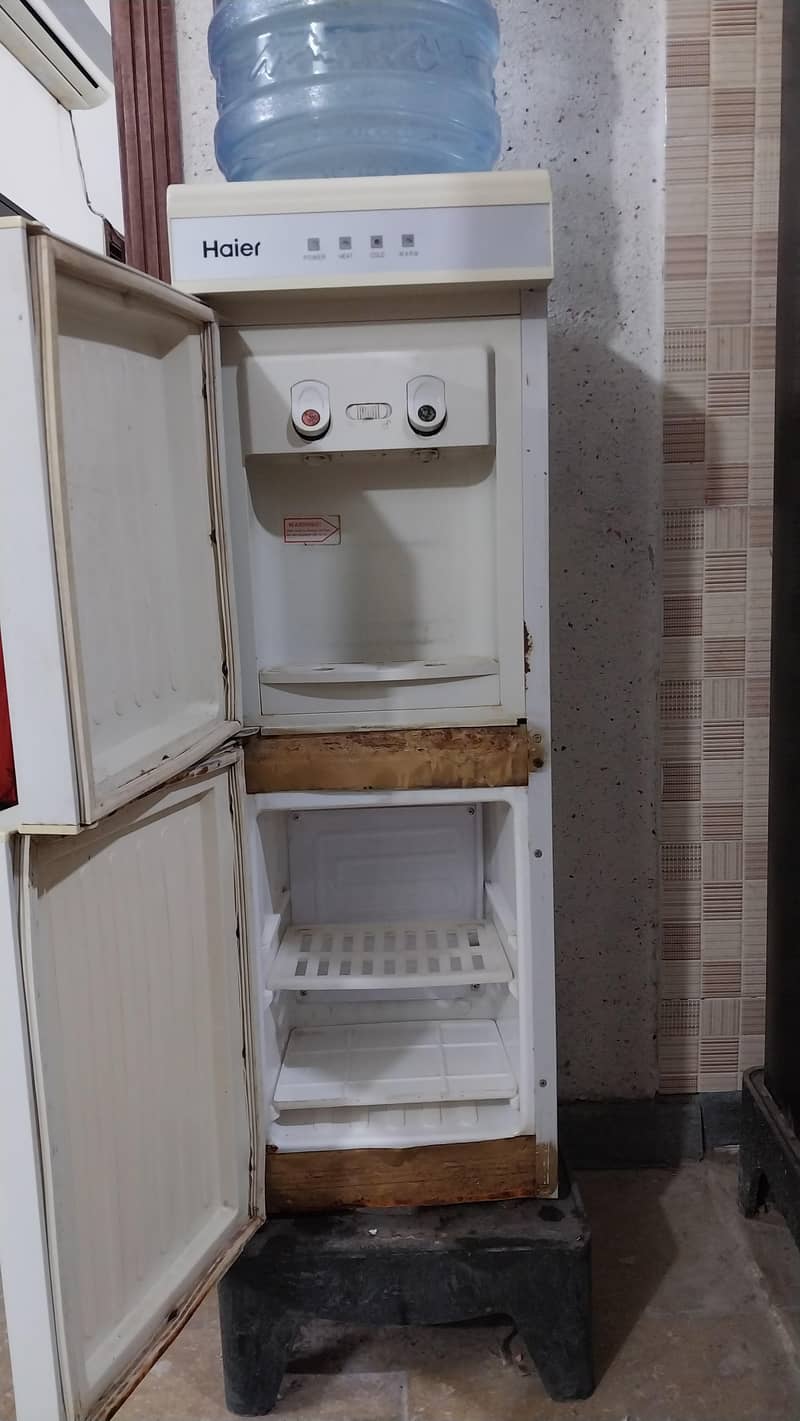 Haier Water Dispenser 1