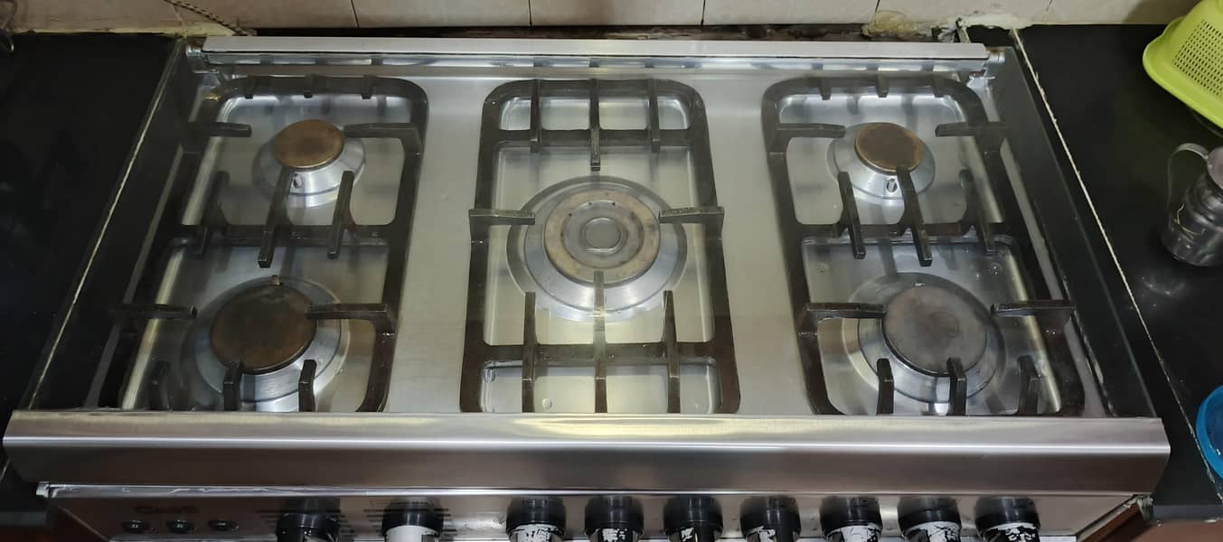 Cooking range in excellent condition 1