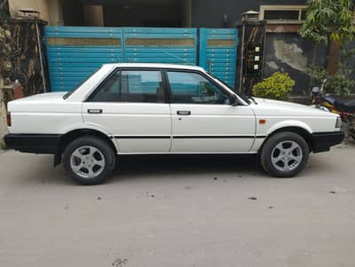 Nissan Sunny 1989
