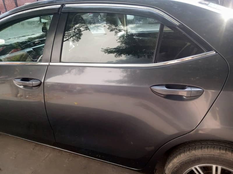 2017 Automatic Gli 12