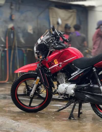 Yamaha YBR 125G Best for touring and daily commute