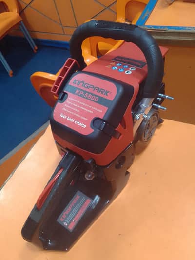 King park KP_5800 professional chainsaw brand.
