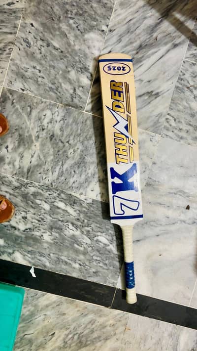 7K Thunder 2025 Edition Tape Ball Bat