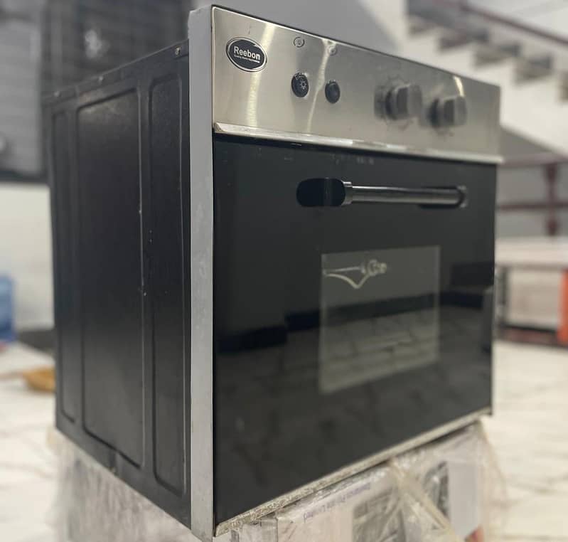 Builtin Oven 0