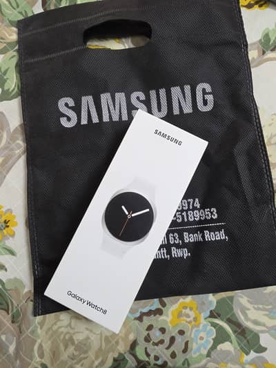 Samsung Galaxy watch 8 44mm Silver - Extra 22mm  band adapters