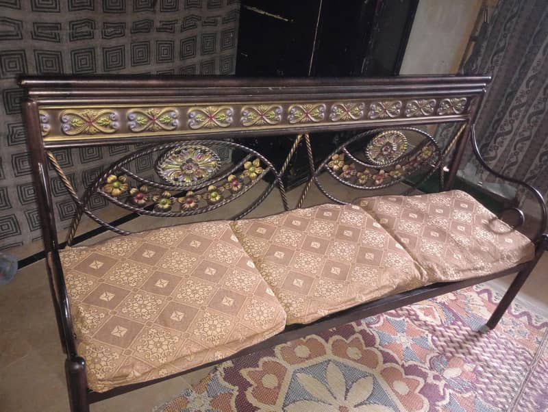 sofa 9/9 condition 0