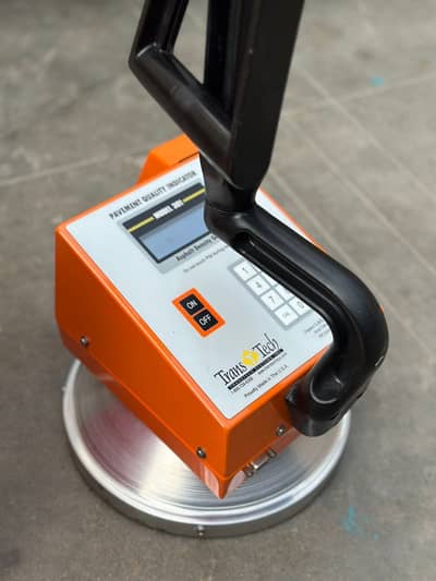 Asphalt density gauge