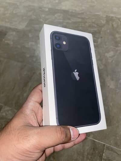 Iphone 11 with box, 128GB, BH 73%