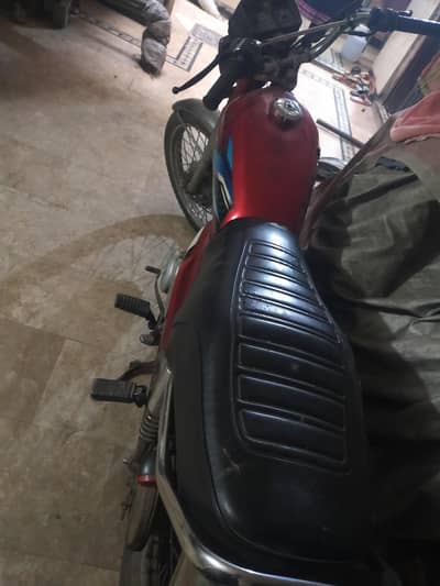 125 Black Honda 2013 model