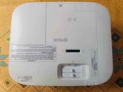 Epson Home cinema 2350  4K pro ultra HD with Google Android 12 - USA