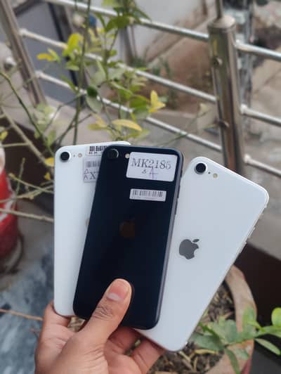 iPhone Se 2nd Gen  64,128