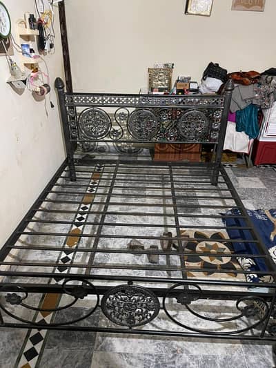 iron double bed