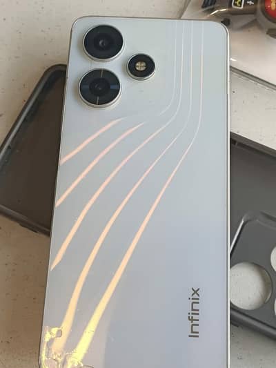 Infinix hot 30 8GB 128GB