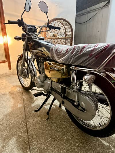 Honda CG 125 Gold Edition 2026