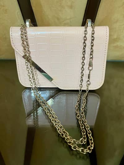 Women trendy crossbody and shoulder chain bag