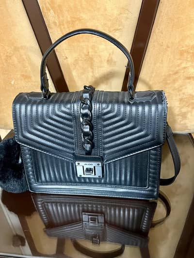 Branded women Trendy crossbody & shoulder bag