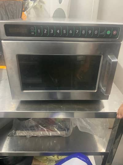 Microwave oven