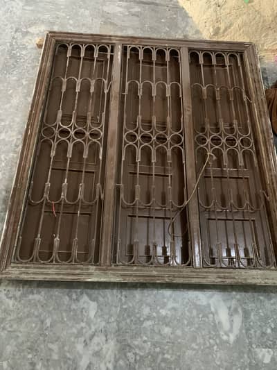 Indoor window and grill