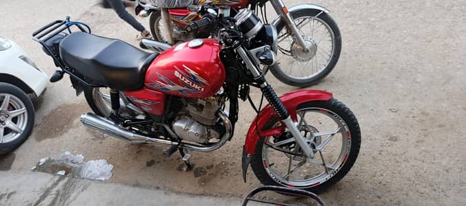 Suzuki GS 150 SE