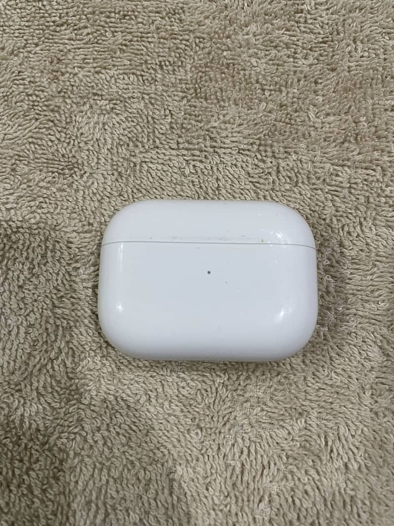 Apple AirPods Pro 2 4