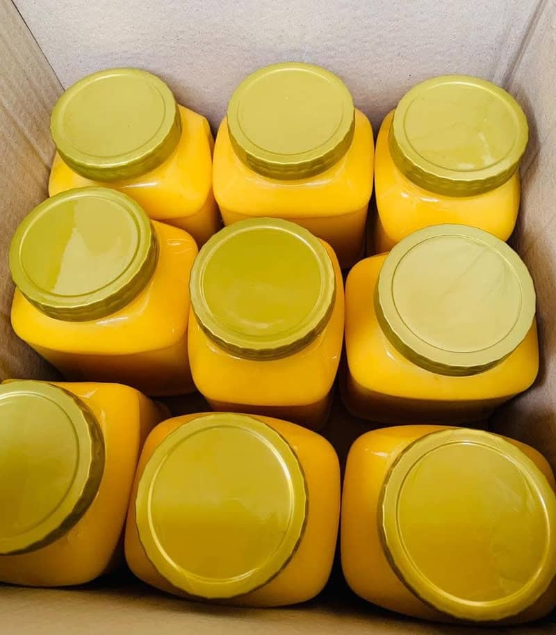 خالص جنگلی شہد  اور چاٹی کا تیار کردہ دیسی گھی 1