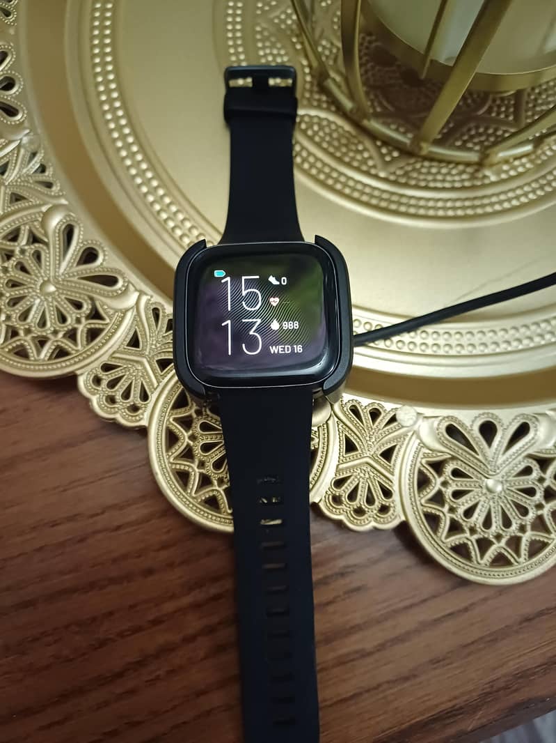 Fitbit Versa 2 7