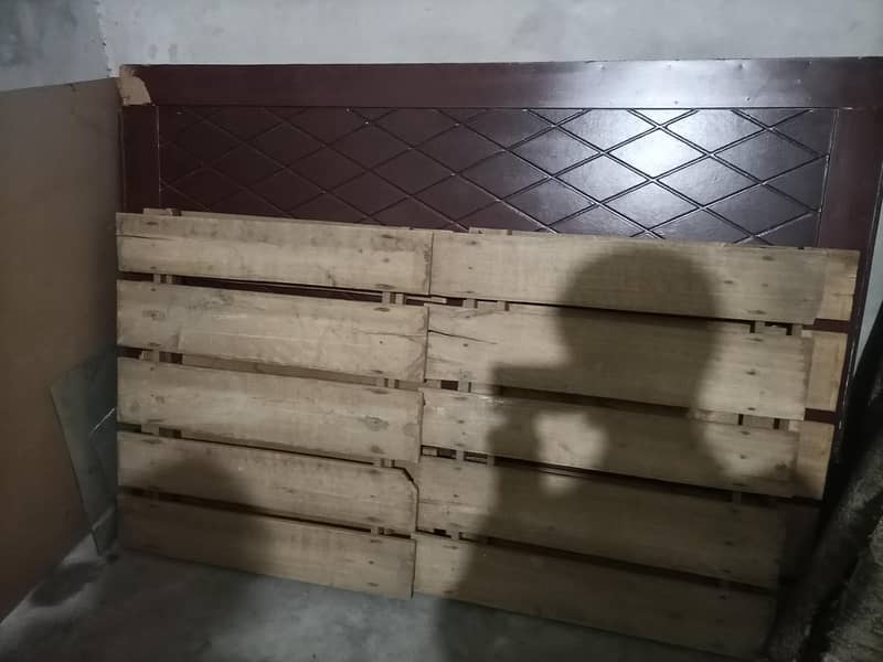 bed set with 2 side table 0