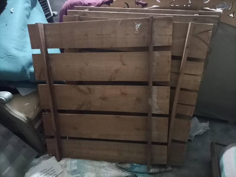 bed set with 2 side table 2