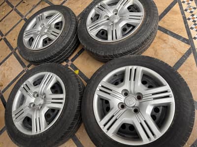 Tyre with rims 175/65R/15