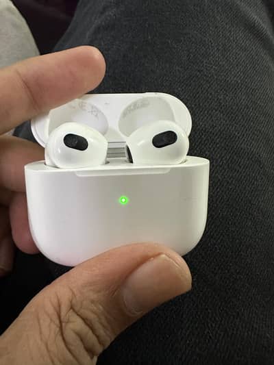 AirPod 3