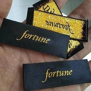 Woven labels ( 03705346268 ) 2