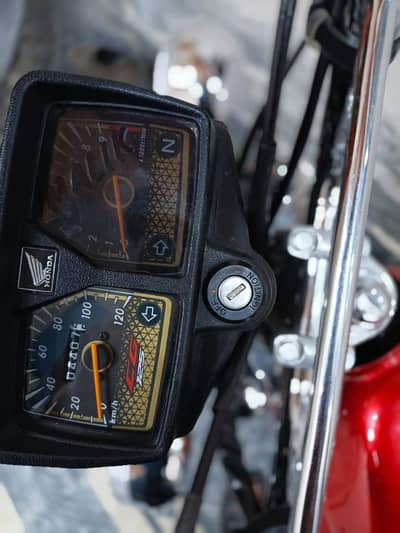 Honda cg 125 silver edition