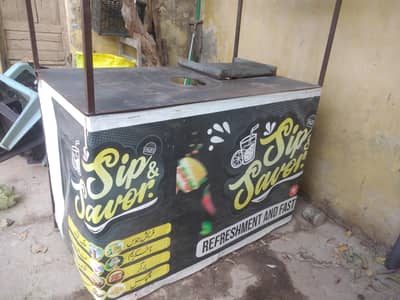 Burger shawarma counter