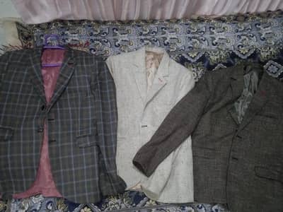 good condition 3 coats just a few time used