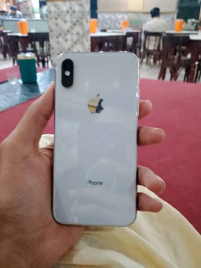 iPhone XS factory unlock