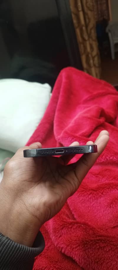 12 PRO EXCHANGE POSSIBLE