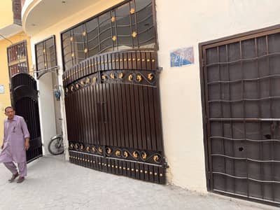 House for sale in Suraj Miani aare wali gali near elementary high s