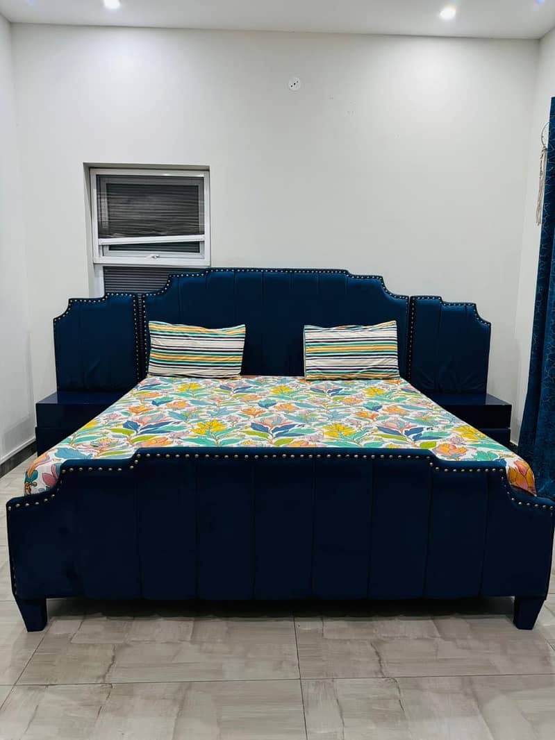 Bed Set with Dressing table 0