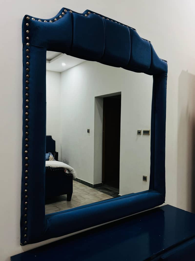 Bed Set with Dressing table 4