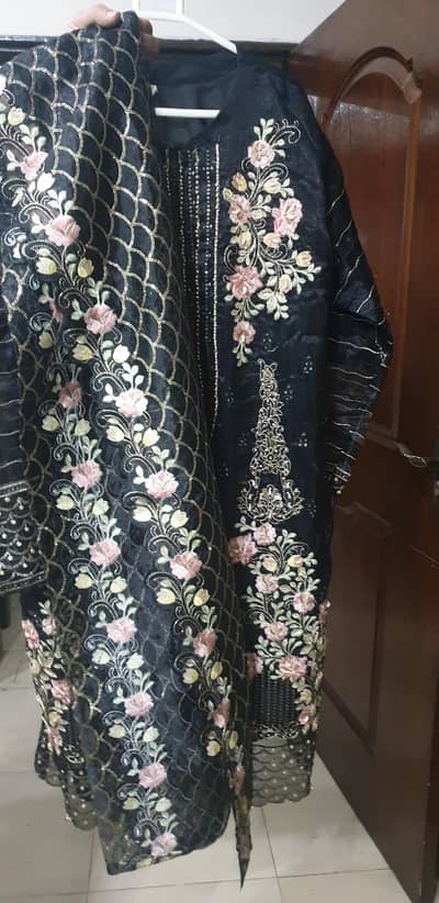 Black Embroidered Formal Suit – Party / Wedding Wear