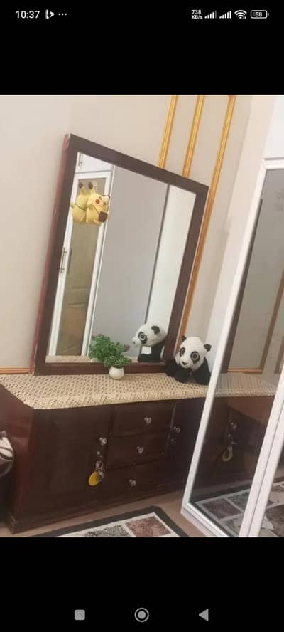 بیڈروم ڈریسنگ ٹیبل بمع آئینہ اور دراز (الماری نہیں ہے)