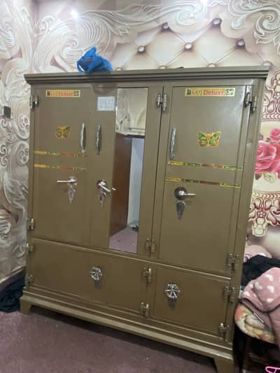 3 doors iron wardrobe