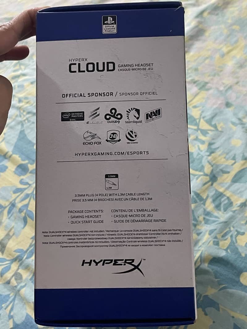HyperX gaming cloud headset 3