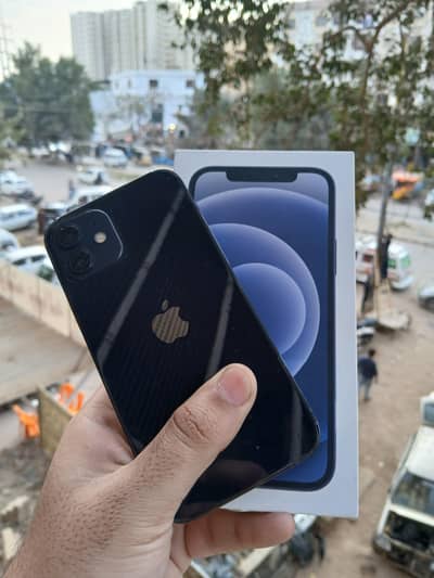 iPhone 12 64gb Locked