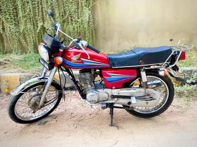 Honda CG 125 2008 Karachi No 90 percent Genuine/Original 03253509972
