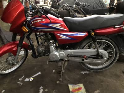 Unique 100.2018 model (03152393396)