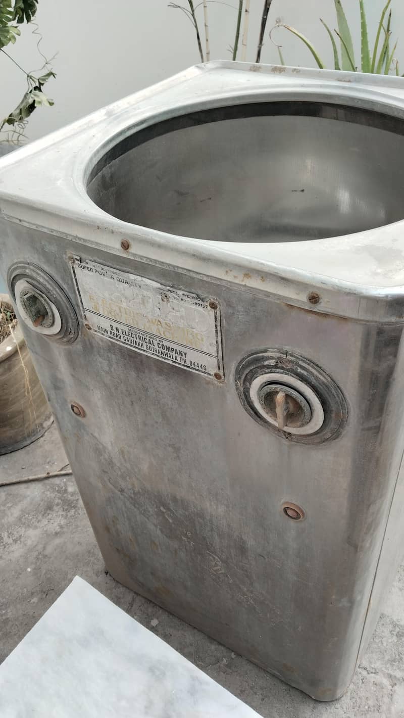 Allied Wahing Machine 2