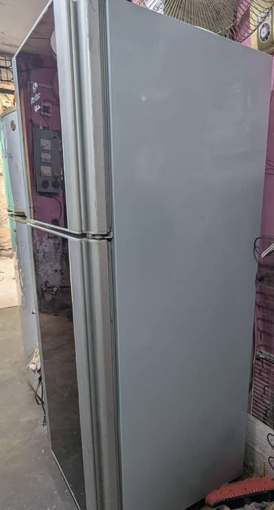 Dawlance Fridge medium size